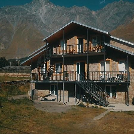 Hotel Dari Kazbegi Esterno foto