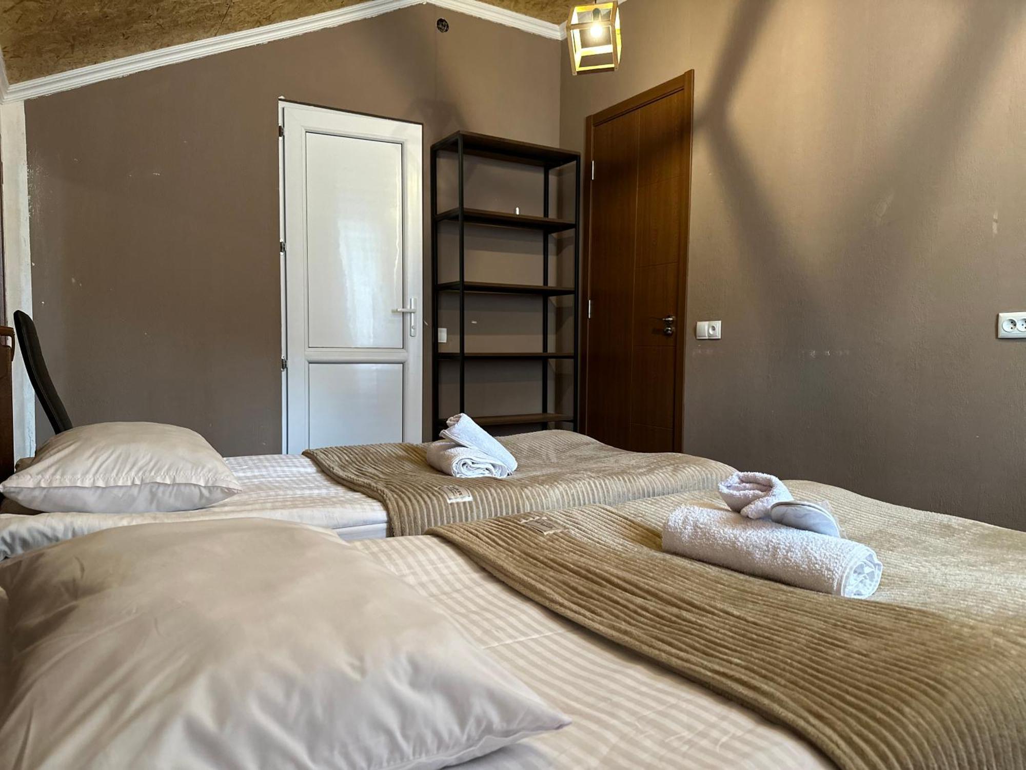 Hotel Dari Kazbegi Esterno foto